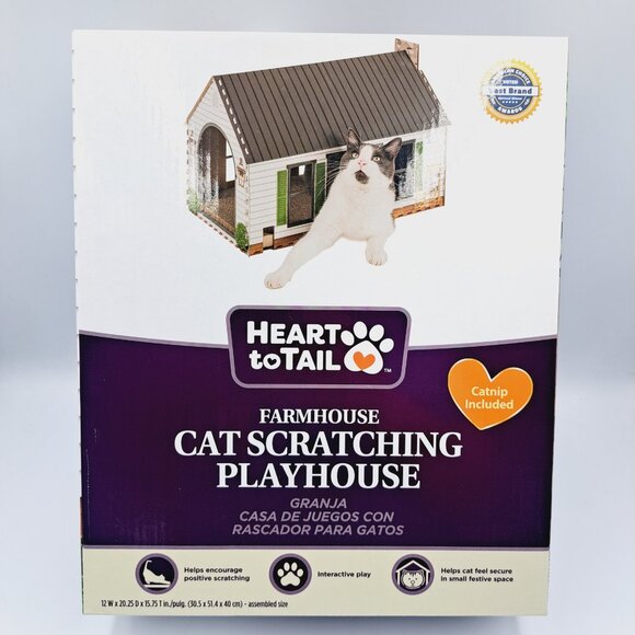 Farmhouse White House Cat or Small Animal House with Cardboard Scratching Boards - Picture 2 of 6